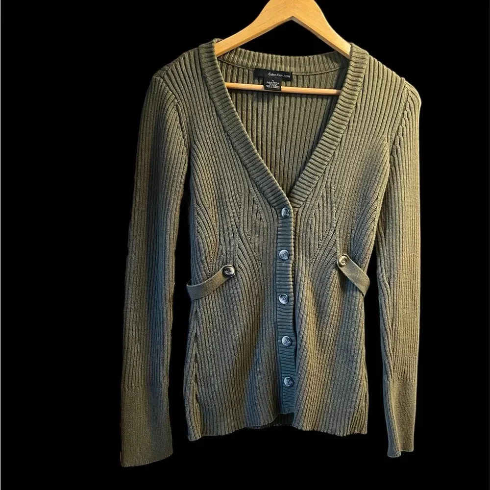 Medium Calvin Klein button up sweater